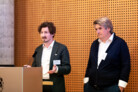 Preisverleihung: Karl-Johan Gydell (1. Preis) und Magnus Nickl (Nickl & Partner Architekten, Nickl Stiftung) | Foto: © Ingo Schrader