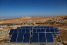 Comet-ME solar panel array in the south Hebron hills (2011) - Foto: Tomer Appelbaum