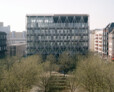 Erster Preis Architektur: Das neue TAZ-Gebäude in Berlin von E2A Piet Eckert und Wim Eckert Architekten ETH BSA SIA Architekten mit feuerverzinkter Fassade. (Foto: Rory Gardiner)