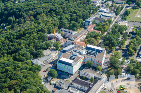 Zentralklinikum und Eltern-Kind-Zentrum am Universitätszentrum