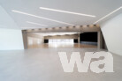 Veranstaltungshalle Kuppenheim - Foyer und Saal mit geöffneter Trennwand | © Bernhard Tränkle, ArchitekturImBild