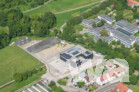 Neubau Umschulungs- und Fortbildungs- zentrum Niederstetten - Luftaufnahme August 2021 | © wa wettbewerbe aktuell
