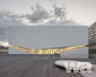 Kunstquartier PLATEFORME 10 – WB: Pôle Muséal – Musée de Design et d’Arts appliqués contemporains & Musée cantonal de la Photographie | © Matthieu Gafsou