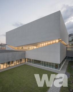 Kunstquartier PLATEFORME 10 – WB: Pôle Muséal – Musée de Design et d’Arts appliqués contemporains & Musée cantonal de la Photographie | © Matthieu Gafsou