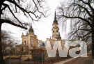 Ausbau der Trinitatiskirchruine Dresden zur Jugendkirche mit integriertem offenen Jugendtreff und integrierter Arbeitsstelle Kinder-Jugend-Bildung | © Albrecht Voss, Leipzig | www.albrechtvoss.com