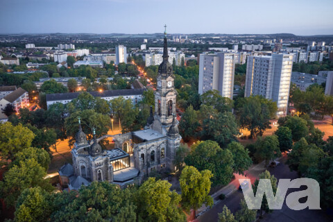 Ausbau der Trinitatiskirchruine Dresden zur Jugendkirche mit integriertem offenen Jugendtreff und integrierter Arbeitsstelle Kinder-Jugend-Bildung | © Albrecht Voss, Leipzig | www.albrechtvoss.com