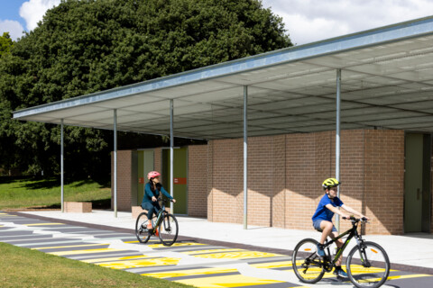 New sports pavilion in Queens Park