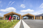 Les Coteaux Fleuris School in Heudebouville (France) | HEMAA and Hesters Oyon | Photo: © Sergio Grazia