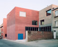 Preisträger: Feuerwehrstation mit integrierter Mehrzweckhalle und Notwohnung in Dilbeek, Belgien | Studio SNCDA, Brüssel/Luxemburg | Foto: © Philippe Braquenier