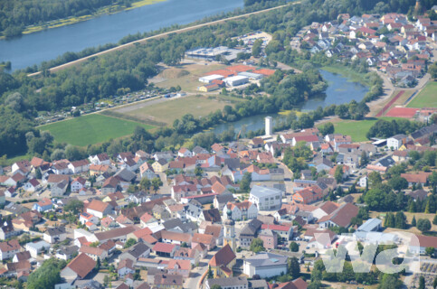 Rathaus mit Bücherei und Freianlagen | © wettbewerbe aktuell