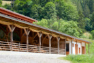 1. Preis: Neubau des Landschaftspflegehofes Adelegg – Ziegenstall mit Heubergehalle, Käserei, Hofladen und Café (Kreuzbachthal, Baden-Württemberg) | Bauherr/-frau: Kreuzthaler Bürgerstiftung KulturLandschaft Adelegg, Buchenberg | Architektur: Ziersch Architekten Partnerschaft GmbB, Gräfelfing | Foto: © Nicolas Felber