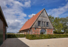 2. Preis: Umbau eines denkmalgeschützten Hofes für zwei Wohnungen (Ahlen, Nordrhein-Westfalen) | Bauherr/-frau: Georg Breloh, Ahlen | Architektur: Christian Tripp Architekten, Ahlen | Foto: © HANS JÜRGEN LANDES FOTOGRAFIE