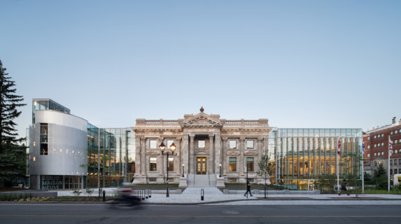 Maisonneuve Library