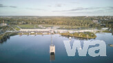Luftaufnahme olympisches Wassersportstadion zum See mit Schiedsrichtertrum und Regattastrecke im Vordergrund | © Christoph Gramann