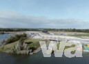 Luftaufnahme olympisches Wassersportstadion mit Blick auf die Sportlerunterkünfte | © Aldo Amoretti