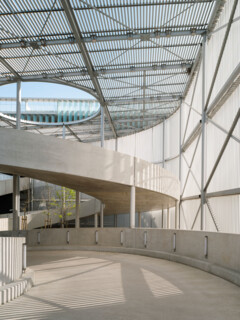 Busbahnhof mit Park & Ride | © Cyrille Weiner
