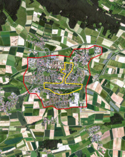 Europan E18 Luftbild Speichersdorf mit Projektgebiet | Verfasser:in: Geobasisdaten: Bayrische Vermessungsverwaltung; © Bayerische Vermessungsverwaltung 2025, Bundesamt für Kartographie und Geodäsie; www.bayernatlas.de