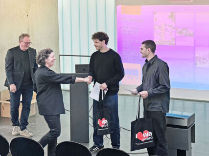 Preisverleihung wa award 2025 - Judith Jaeger mit  | © wa wettbewerbe aktuell