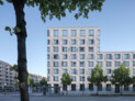 letzter realisierter Stadtbaustein auf der Theresienhöhe: das MK6 – Wohnen am Herzog Ernst-Platz, 2024 | © Florian Holzherr