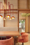Anerkennung in der Kategorie Restaurant: KOMU, München | Innenarchitektur: Thatenhost Interior, München | Betreiber: Christoph Kunz || Foto: © Konstantin Volkmar