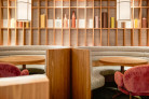 Anerkennung in der Kategorie Restaurant: KOMU, München | Innenarchitektur: Thatenhost Interior, München | Betreiber: Christoph Kunz || Foto: © Konstantin Volkmar