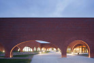 Ehrenpreis »Architects of the Year«: Lina Ghotmeh | Foto: LGA Hermes. © Iwan Baan