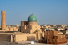 Winning Design of the AlMusalla Prize 2025 at the Bukhara Biennial 2025: EAST Architecture in collaboration with engineers AKT II and artist Rayyane Tabet || Photo: © Sara Saad, courtesy of the Diriyah Biennale Foundation