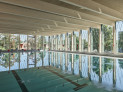 Preisträger: Trainingsschwimmhalle Großfeldsiedlung | Bauherr*in: Stadt Wien – Bäder
| Architektur: ARGE illiz Wien/Zürich || Foto: © proHolz Austria / Bruno Klomfar Preisträger: Trainingsschwimmhalle Großfeldsiedlung | Bauherr*in: Stadt Wien – Bäder
| Architektur: ARGE illiz Wien/Zürich || Foto: © proHolz Austria / Bruno Klomfar